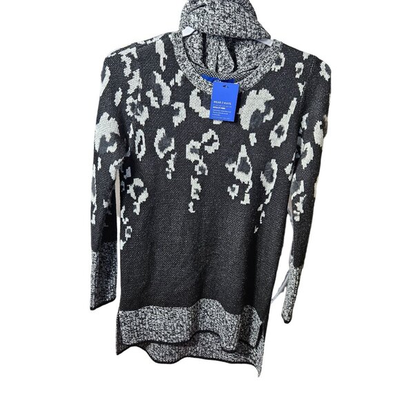 Apt. 9 Womens XS Long Sleeve Black & White Leopard Print Sweater - Picture 1 of 7